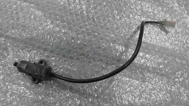 バイクパーツ ギア4スト UA06J-160xxx の スタンドセンサー *1637890281 【中古】【送料込】