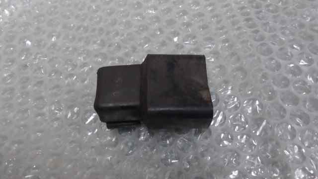 バイクパーツ　CB150 Unicorn　ME4KC092F68044xxx　の　リレー *1640055382　【中古】【送料込】