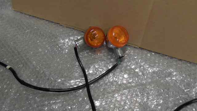 バイクパーツ　クレアスクーピー　AF55　の　リアウインカー　左右　　 *1643074312　【中古】【送料込】