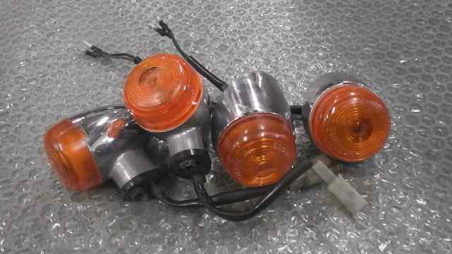 バイクパーツ　ビーノ2スト　5AU-110xxx　の　ウインカーセット　傷 *1646962654　【中古】【送料込】