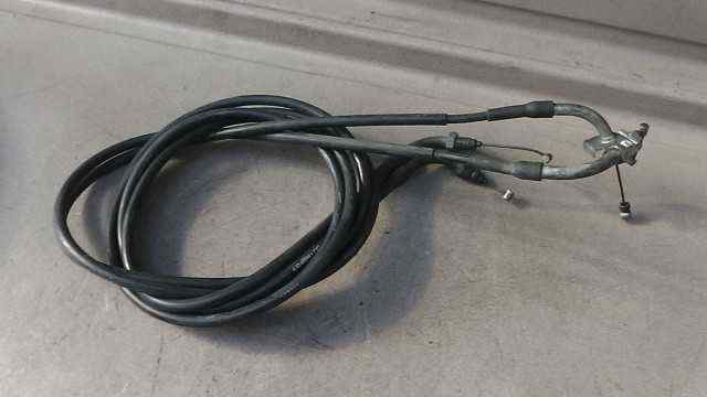 バイクパーツ　フォルツァZ　MF08-1023xxx　の　アクセル　ワイヤー *1480646701　【中古】【送料込】