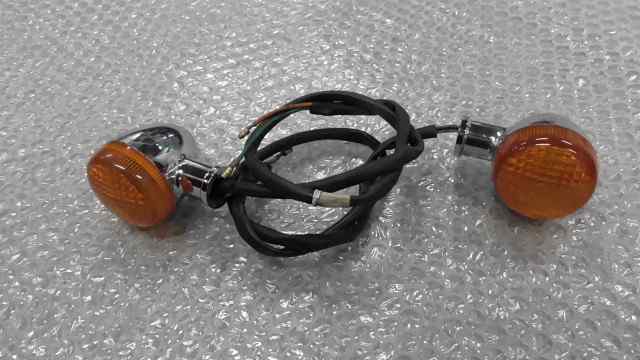 バイクパーツ　クレアスクーピー　AF55　の　リアウインカー　左右　傷 *1653964182　【中古】【送料込】