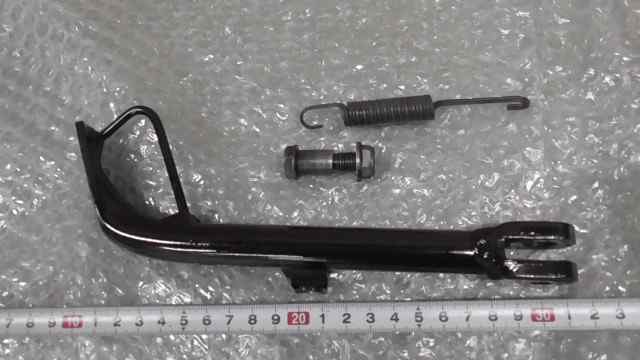 バイクパーツ　リード125　JF45-1013xxx　の　サイドスタンド *1657249394　【中古】【送料込】