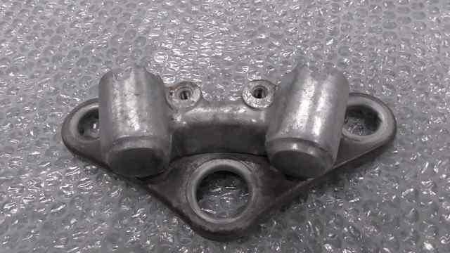 バイクパーツ ポッケ 4U1-007xxx の トップブリッジ *1657594482 【中古】【送料込】