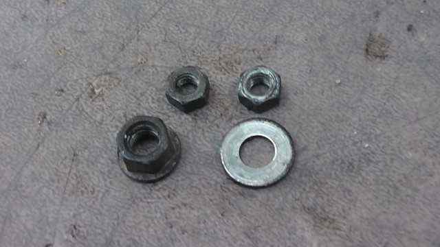 バイクパーツ シャリー CF50-3500xxx の マフラー ボルト *1421990360 【中古】【送料込】