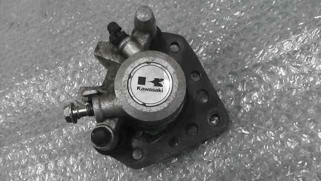 バイクパーツ　エリミネーター250　EL250A-003xxx　の　キャリパー *1660011636　【中古】【送料込】