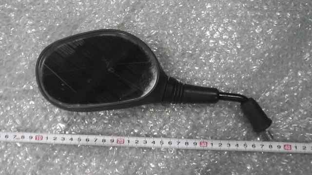 バイクパーツ　マジェスティ125　5CA-705　の　ミラー　左　M8 *1664240678　【中古】【送料込】