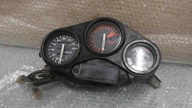 バイクパーツ　CBR250F　MC14-1000xxx　の　メーター *1667350512　【中古】【送料込】