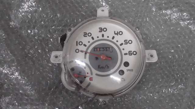 バイクパーツ　ジョルノ4スト　GIORNO　AF70-1000xxx　の　メーター *1669863335　【中古】【送料込】