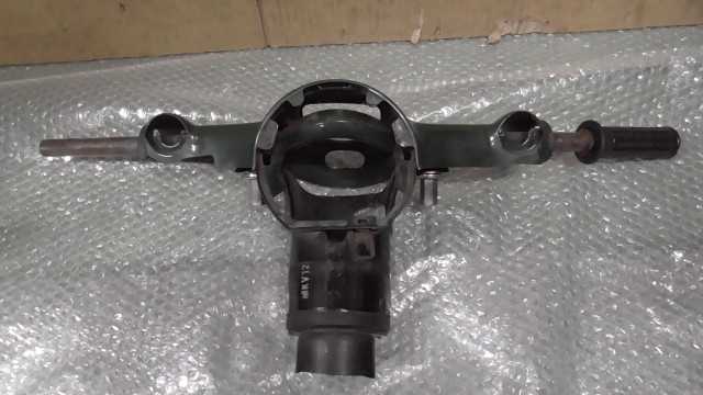 バイクパーツ カブFI AA01-1705xxx の ハンドル 傷 *1672817179 【中古】【送料込】