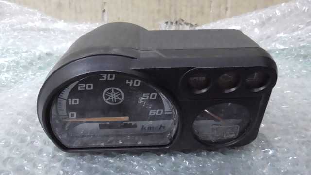 バイクパーツ　ギア4スト　UA08J-012xxx　の　メーター *1674012339　【中古】【送料込】