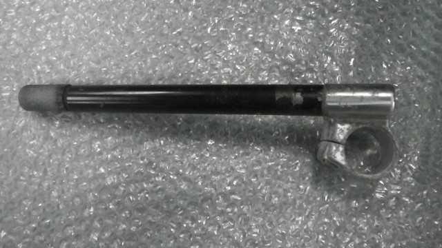 バイクパーツ CBR250R MC17の ハンドル 左 *1675992596 【中古】【送料込】