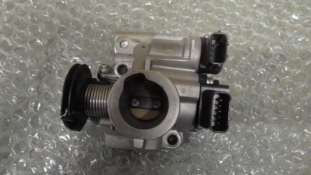 バイクパーツ アクシスZ SED7J-025xxx の スロットルボディ *1677202959 【中古】【送料込】