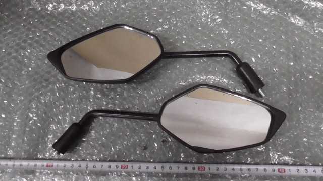 バイクパーツ　N-MAX125　SED6J-012　の　ミラー　左右　M10　傷 *1677641307　【中古】【送料込】