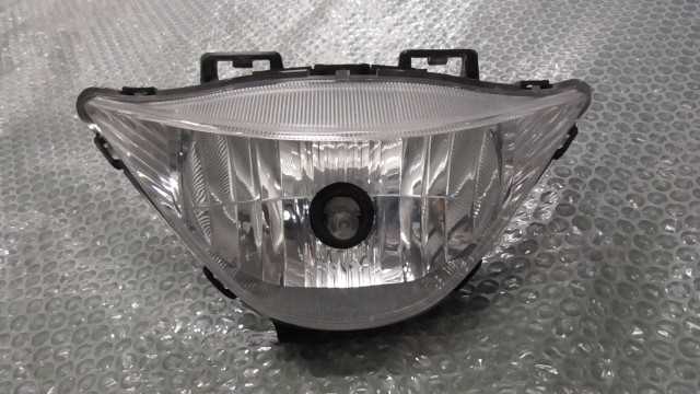バイクパーツ　アドレスV125SS　CF4MA-114xxx　の　ヘッドライト *1678236752　【中古】【送料込】