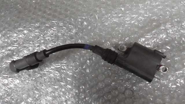 バイクパーツ　カブ110　MLHJA1620F5215xxx　の　イグニッションコイル *1679023385　【中古】【送料込】