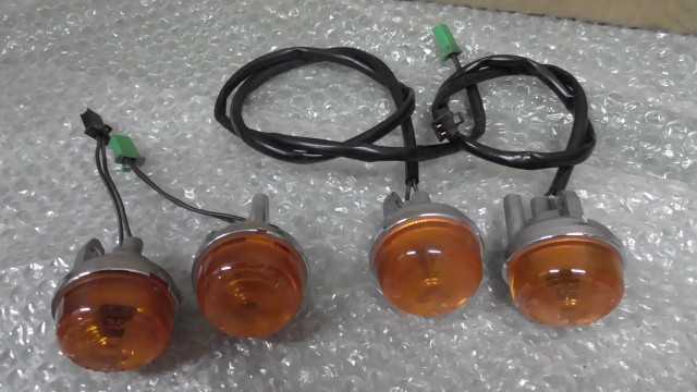 バイクパーツ　ベルデ　CA1MB-107xxx　の　ウインカーセット　傷 *1681437904　【中古】【送料込】