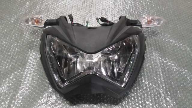 バイクパーツ　Z250　ER250C-005xxx　の　ヘッドライト　ウインカー　傷 *1681441272　【中古】【送料込】