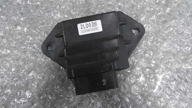 バイクパーツ　マジェスティS　SG28J-007xxx　の　CDI *1684484513　【中古】【送料込】