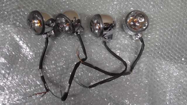 バイクパーツ　ジョルノ4スト　GIORNO　AF70-1201　の　ウインカーセット　傷 *1686106396　【中古】【送料込】