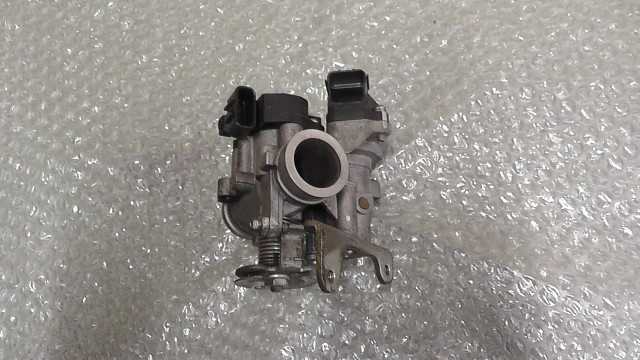 バイクパーツ　ジョグ(FI)Deluxe　SA39J-779xxx　の　スロットルボデー *1689899729　【中古】【送料込】