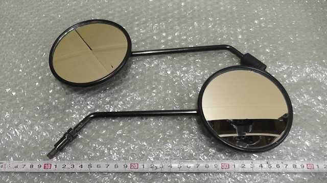 バイクパーツ　トゥデイ FI　AF67-1414xxx　の　ミラー　左右　M8　傷 *1690502366　【中古】【送料込】