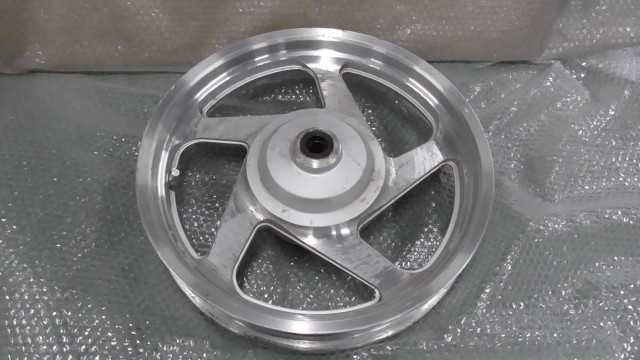 バイクパーツ　V-TWIN マグナ　MC29-1005xxx　の　フロントホイール *1692923632　【中古】【送料込】