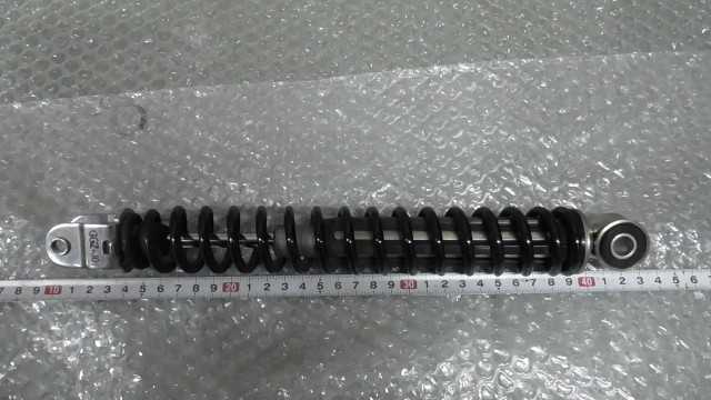 バイクパーツ　ジョルノ4スト　GIORNO　AF77-1101xxx　の　リアサス *1693878509　【中古】【送料込】