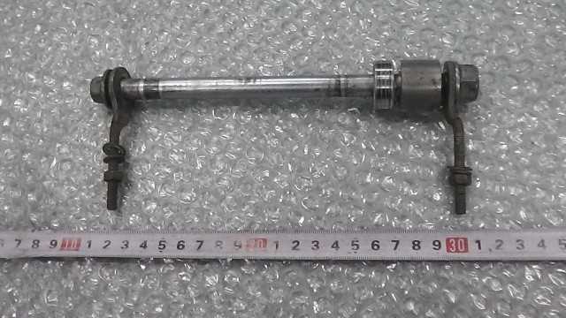 バイクパーツ　シャリー　CF50-3905xxx　の　リアアクスルシャフト *1694657814　【中古】【送料込】