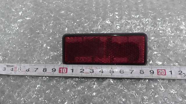 バイクパーツ　ジョグ(FI)　SA55J-025xxx　の　リフレクター *1697157914　【中古】【送料込】