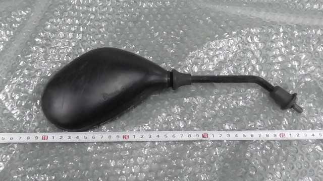 バイクパーツ　ディオ FI AF68-3203xxx　の　ミラー右　M8　傷 *1698800388　【中古】【送料込】