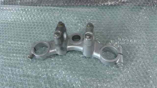 バイクパーツ KSR-II MX080B-012xxx の トップブリッジ *1564539774 【中古】【送料込】