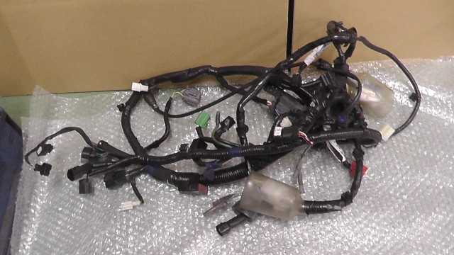 バイクパーツ　ジクサー SF250　MB8ED22JKL8101xxx　の　ハーネス *1700184654　【中古】【送料込】