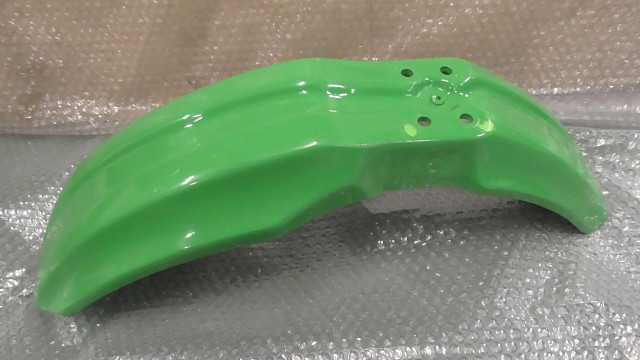 バイクパーツ　Dトラッカー　LX250E-A04xxx　の　フロントフェンダー　傷　 *1704935108　【中古】【送..