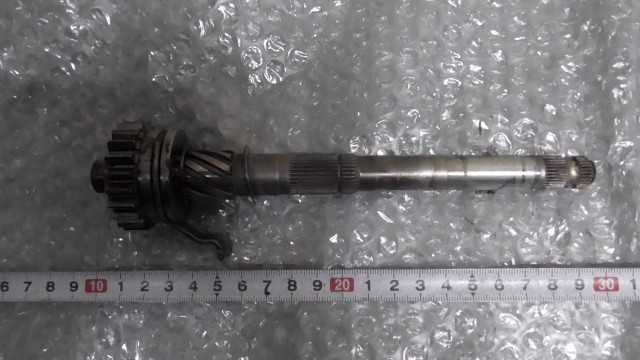 バイクパーツ　郵政カブ50　MD50-2206xxx　の　スターターシャフト *1706597828　【中古】【送料込】