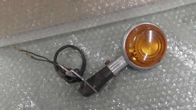 バイクパーツ　XV250ビラーゴ　3DM-095xxx　の リアウインカー　右　傷　 *1707958559　【中古】【送料込】