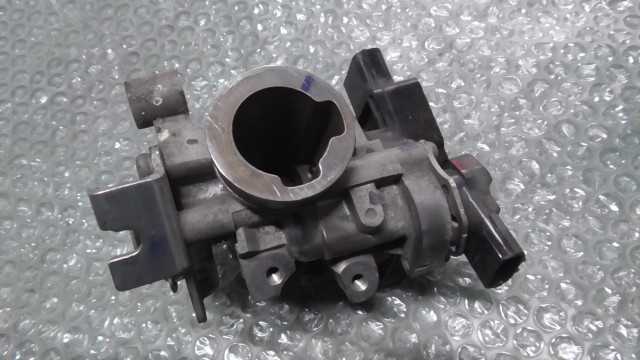 バイクパーツ　カブ110　JA07-1007xxx　の　スロットルボディ *1709787233　【中古】【送料込】