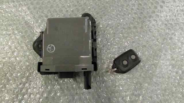 バイクパーツ　マジェスティ C　SG03J　の　リモコン　ユニット *1569565722　【中古】【送料込】