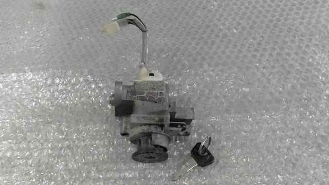 バイクパーツ　BW’S100　1E52FN98000xxx　の　キーセット *1574742101　【中古】【送料込】