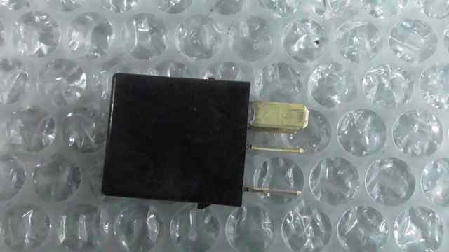 バイクパーツ　アドレス 110 4ST　CE47A-103xxx　の　リレー *1576549455　【中古】【送料込】