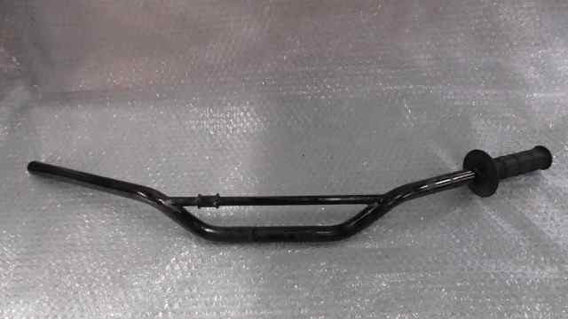 バイクパーツ KDX250SR DX250F-001xxx の ハンドル *1577249879 【中古】【送料込】