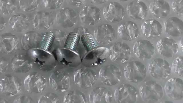 バイクパーツ　レッツ　CA4AA-125xxx　の　フロントカバー　ネジ *1582083481　【中古】【送料込】