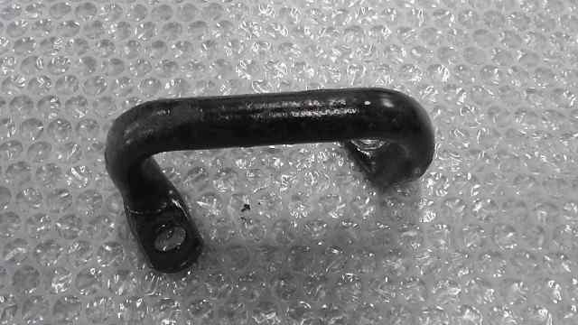 バイクパーツ KL250R KL250D-001xxx の タンデムグリップ *1587086953 【中古】【送料込】