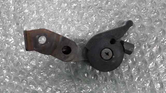 バイクパーツ FZR250 2KR-125xxx の チョークレバー *1601522477 【中古】【送料込】