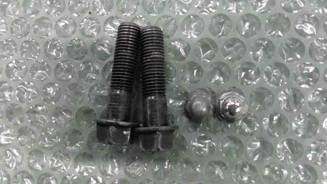 バイクパーツ　ベンリィ　プロ　ESP　AA05-1005xxx　の　マフラーボルト *1608085467　【中古】【送料込】