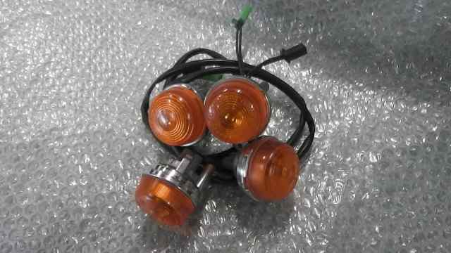 バイクパーツ　ベルデ　CA1MA-105xxx　の　ウインカーセット　傷 *1610589297　【中古】【送料込】