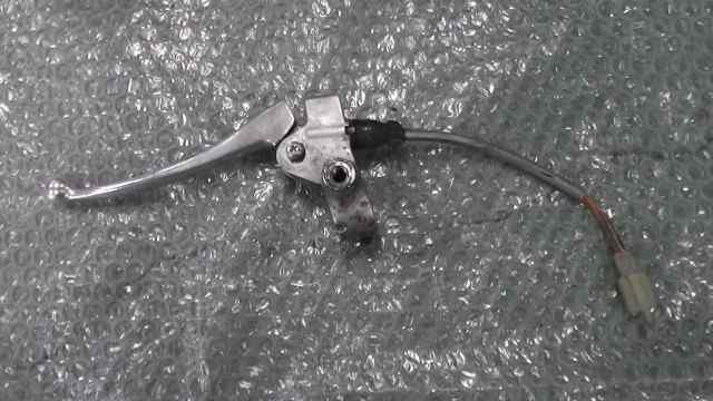 バイクパーツ ヴェクスター150 CG42A の ブレーキレバーホルダー 左 M8 *1615513259 【中古】【送料込】