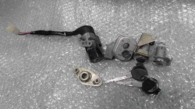 バイクパーツ　e-彩　LALTCJN0451037xxx　の　キーセット *1617245059　【中古】【送料込】