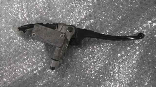 バイクパーツ　ジョグ(FI)Deluxe　SA39J-658xxx　の　マスターシリンダー *1627351869　【中古】【送料込】