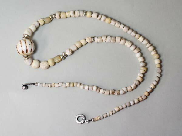 【1612】古代シェルビーズネックレス【とんぼ玉】【トンボ玉】【ビーズ】【ネックレス】【antiquebeads】【beads】【骨董】【蜻蛉玉】【送料無料】【貝ビーズ】 2